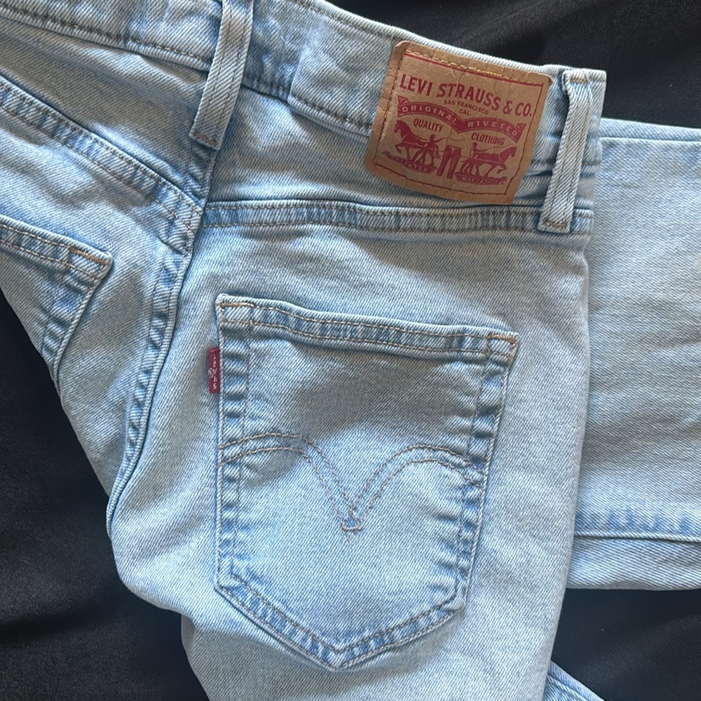 Women’s Levi’s